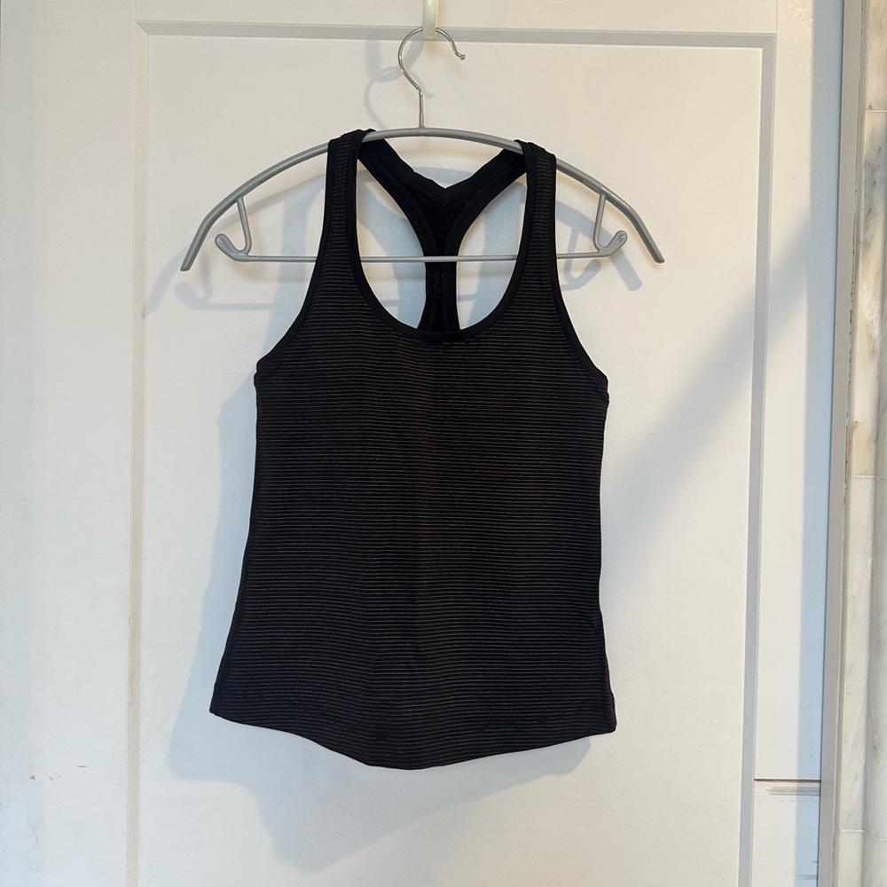 Lululemon Black Striped Racerback Cropped Tank, Size 4